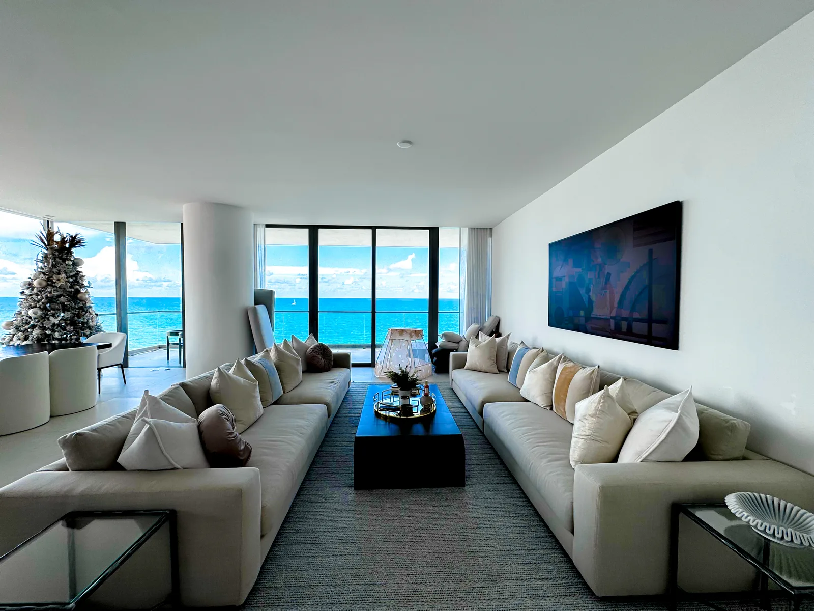 Clean My Mess professional house cleaning result in a Miami home